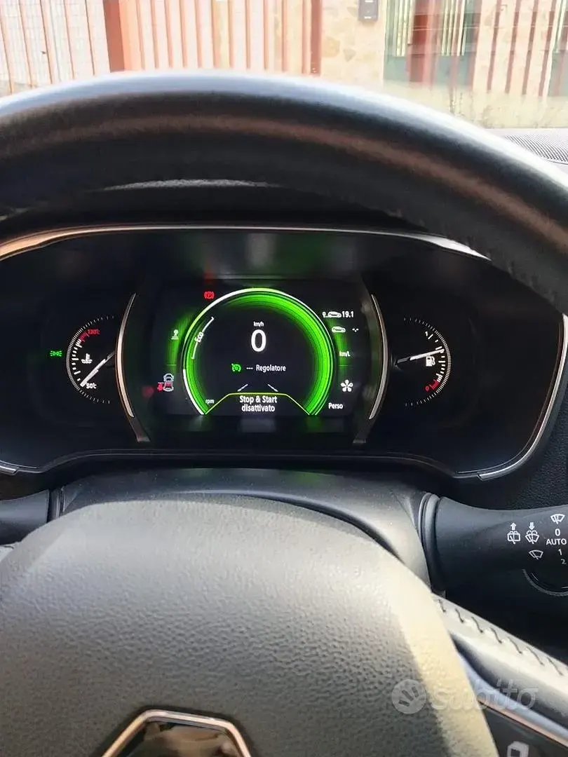 Usata Renault Mégane Intens 110 CV (80 kW) 2018 Nero Berlina