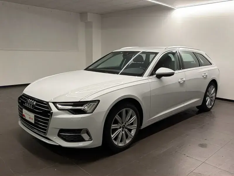 Käytetty Audi A6 Business 204 HP (150 kW) 2021 Farmari
