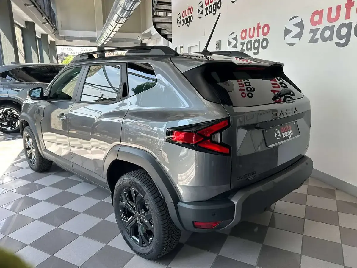 Nuova Dacia Duster Extreme 150 CV (110 kW) 2026 Grigio scisto SUV