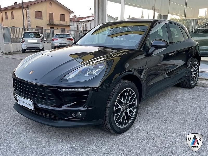 Nero Usata 2018 Porsche Macan SUV | 33.790 € (Super prezzo) - Immagine 1/4