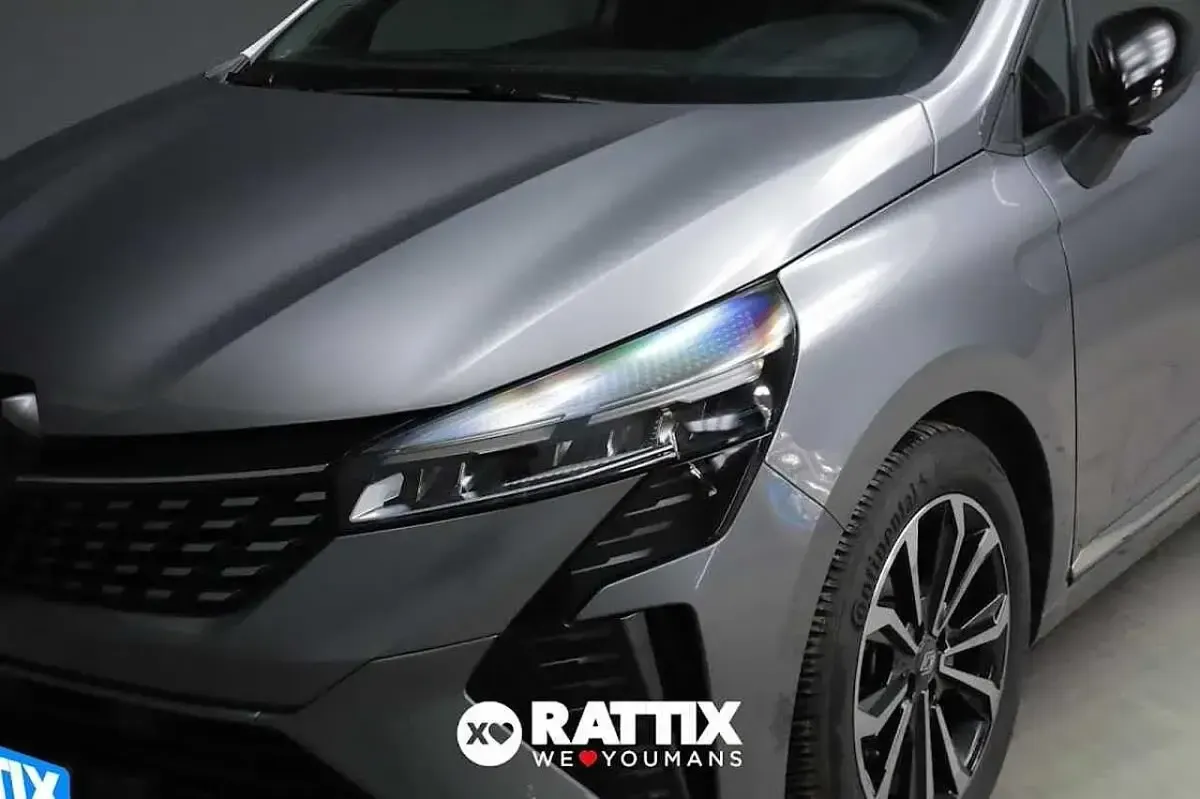 Usata Renault Clio Techno 91 CV (66 kW) 2025 Grigio Utilitaria