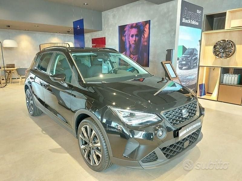 Nero Nuova 2025 Seat Arona Black Edition SUV | 19.990 € (Buon prezzo) - Immagine 1/4
