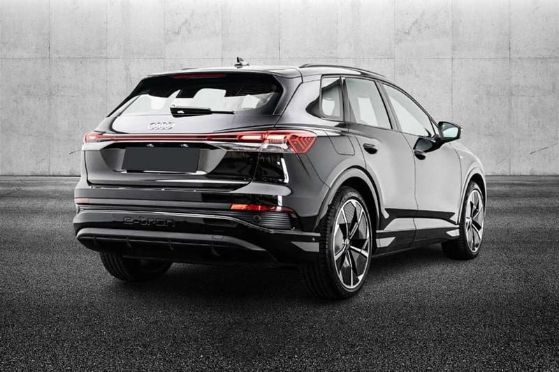 Usata Audi Q4 e-tron S-Line 69 kW (95 CV) 2023 Nero SUV