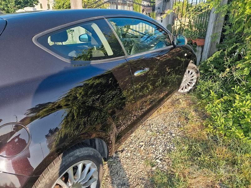 Usata Alfa Romeo MiTo 120 CV (88 kW) 2013 Nero Utilitaria
