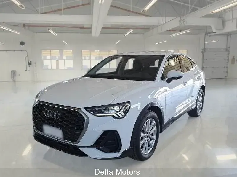 Usata Audi Q3 Sportback Business Plus 150 CV (110 kW) 2023 SUV