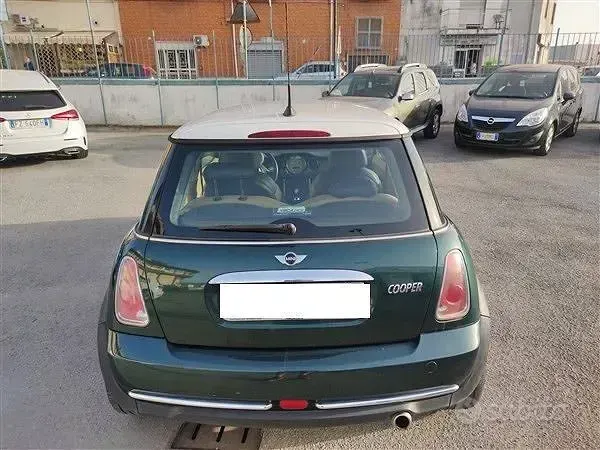 Usata Mini Cooper 116 CV (85 kW) 2006 Verde Utilitaria