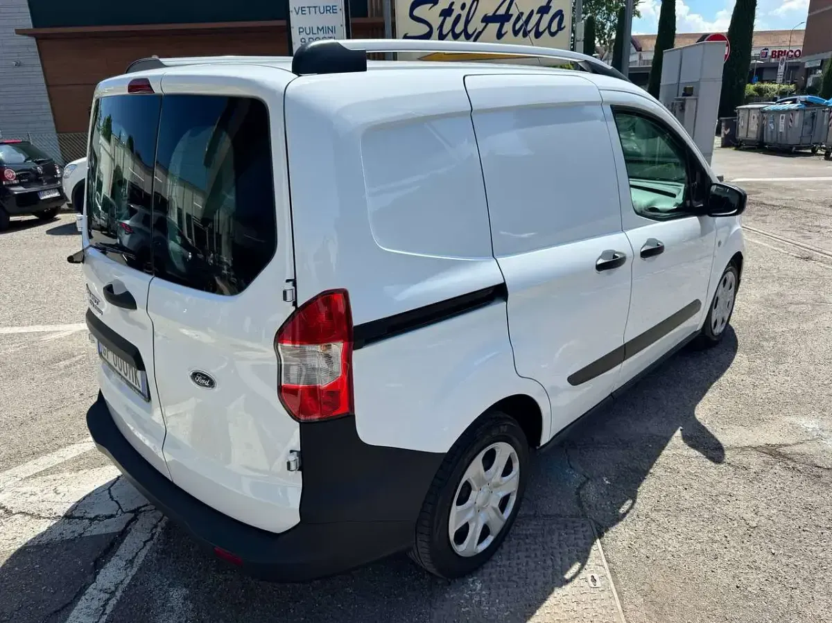 Usata Ford Transit 101 CV (74 kW) 2021 Bianco Furgone