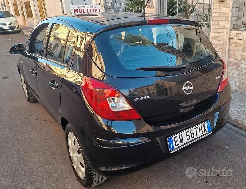 Usata Opel Corsa 95 CV (69 kW) 2014 Nero Utilitaria