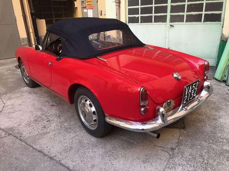 Usata Alfa Romeo Giulietta 88 CV (64 kW) 1961 Cabrio