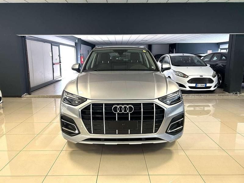 Usata Audi Q5 Advanced 163 CV (119 kW) 2024 Argento SUV
