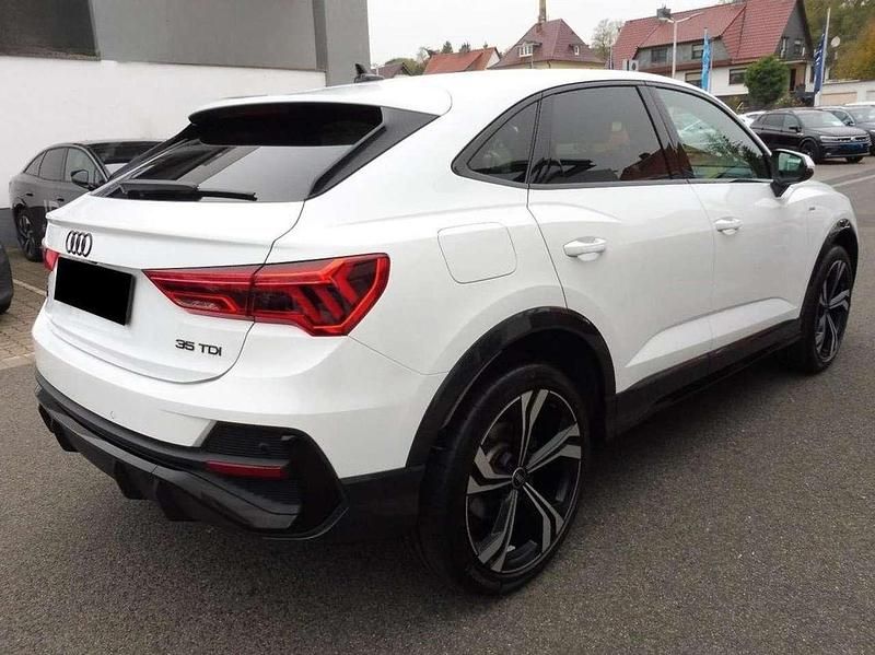 Usata Audi Q3 Sportback S-Line 150 CV (110 kW) 2022 Bianco SUV