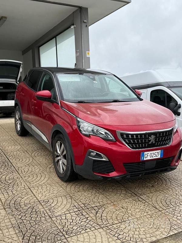 Usata Peugeot 3008 GT-line 120 CV (88 kW) 2017 Rosso SUV