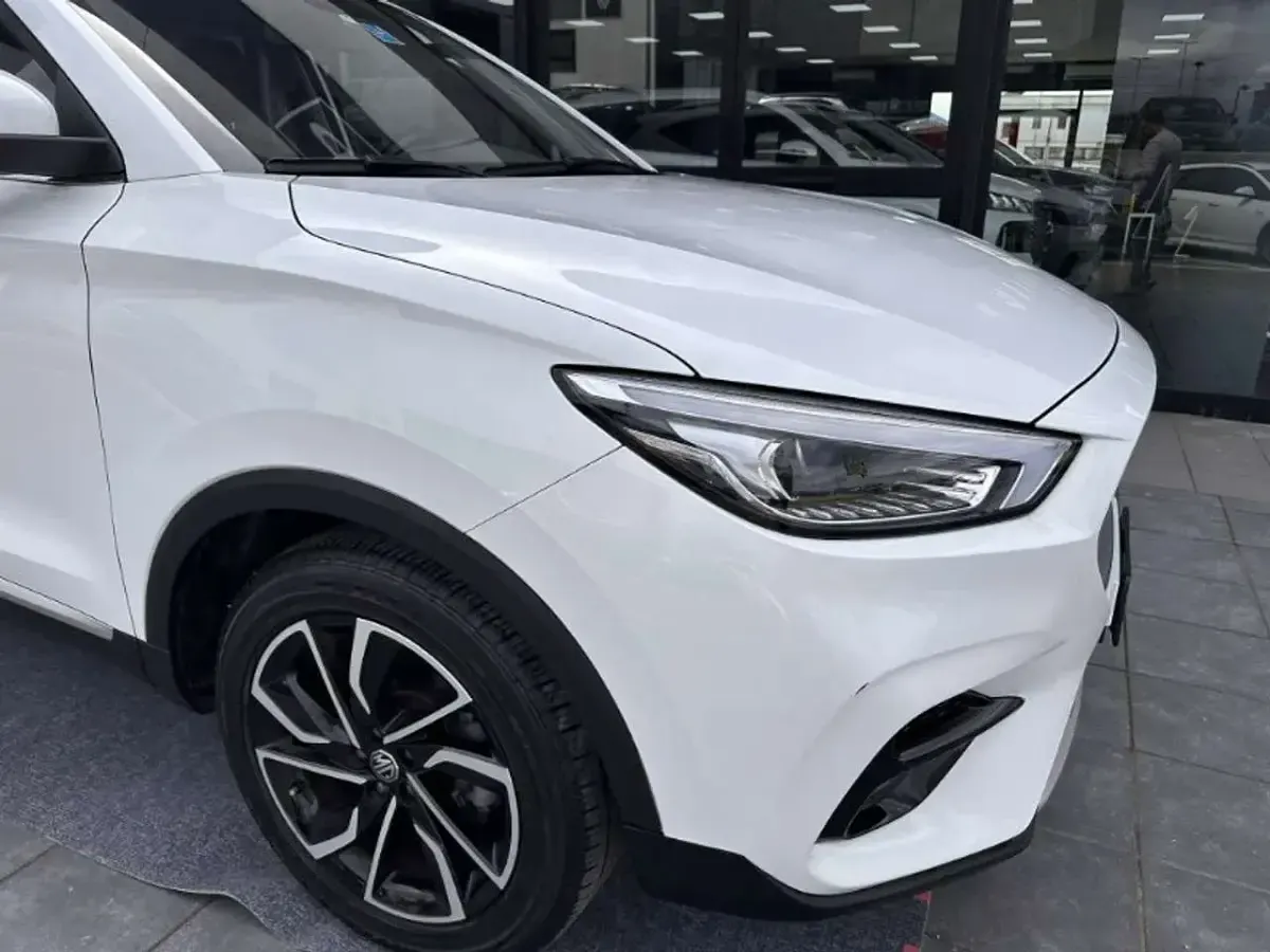 Usata MG ZS Luxury 106 CV (77 kW) 2024 Bianco SUV