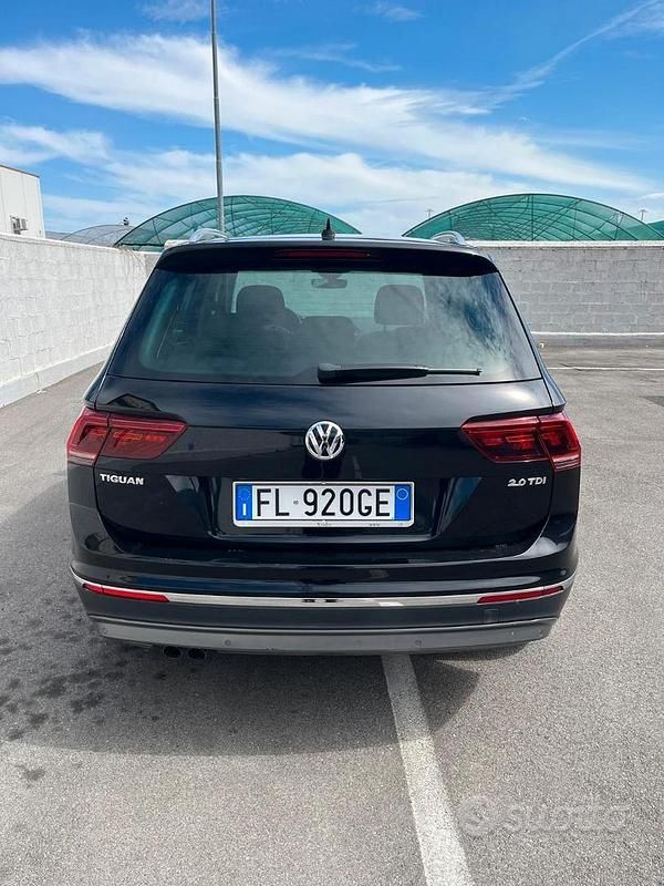 Usata VW Tiguan Business 150 CV (110 kW) 2017 Nero SUV