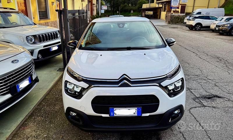 Usata Citroën C3 Shine 102 CV (75 kW) 2022 Bianco Utilitaria
