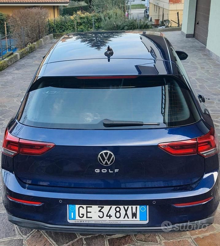 Usata VW Golf VIII Life 2021 Blu Berlina
