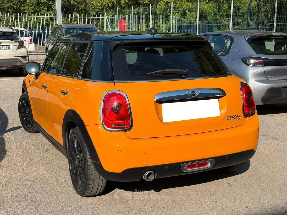 Begagnad Mini One Clubman Business 116 HK (85 kW) 2018 Kombi