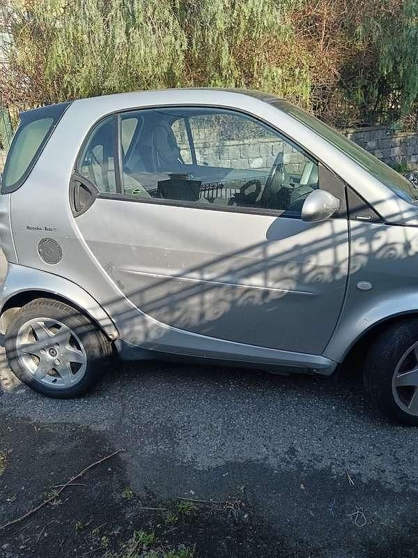 Usata Smart ForTwo Coupé Passion 54 CV (39 kW) 2001 Argento Coupé