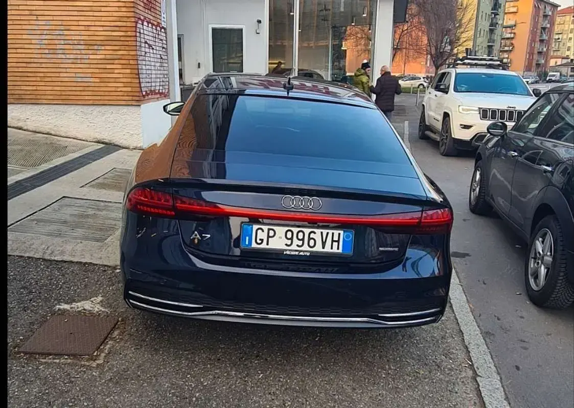 Usata Audi A7 Sportback Ambiente 340 CV (250 kW) 2018 Blu/azzurro Utilitaria