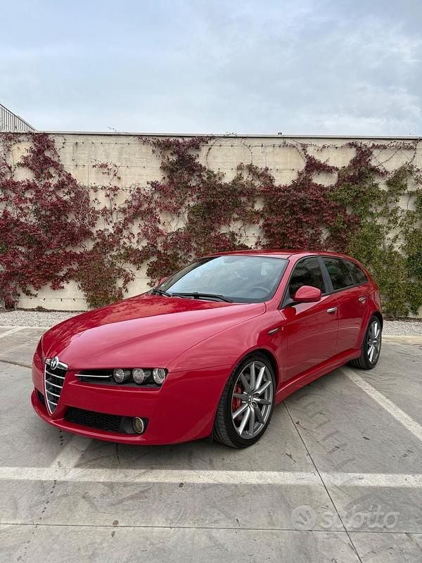 Usata Alfa Romeo 159 Turismo 200 CV (147 kW) 2010 Rosso Station wagon