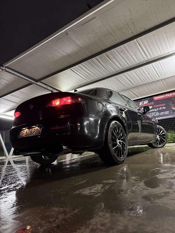 Usata Alfa Romeo 159 Distinctive 150 CV (110 kW) 2006 Berlina