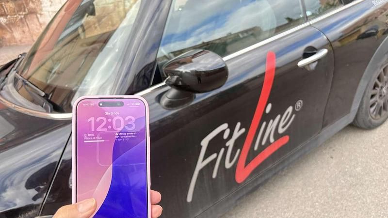 Usata Mini One Cabriolet 102 CV (75 kW) 2020 Nero Cabrio