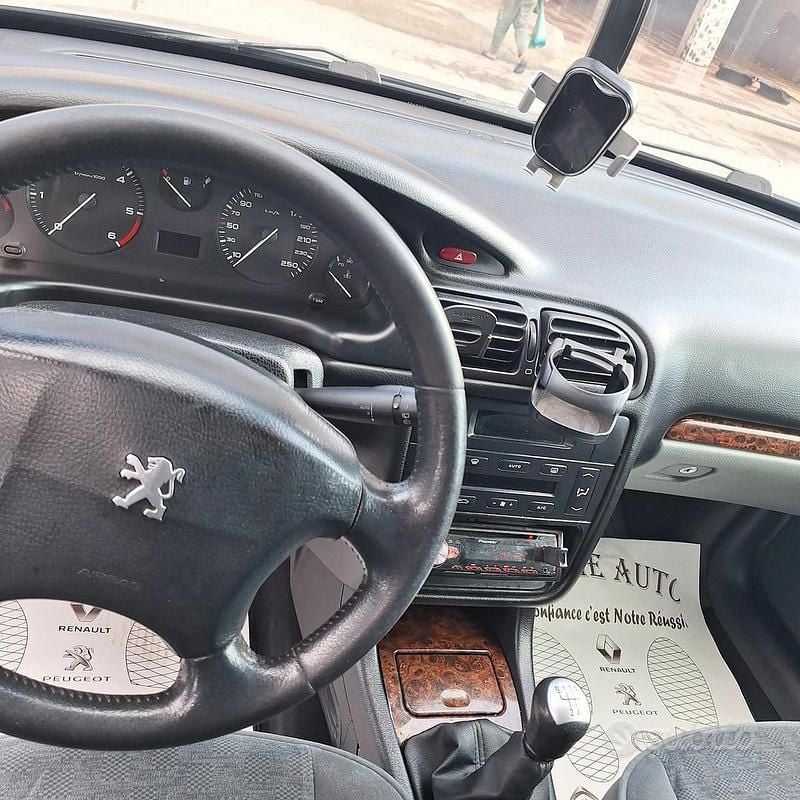 Usata Peugeot 406 109 CV (80 kW) 2002 Grigio Station wagon