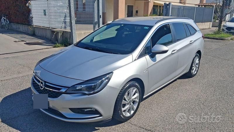 Usata Opel Astra 110 CV (80 kW) 2019 Grigio Berlina
