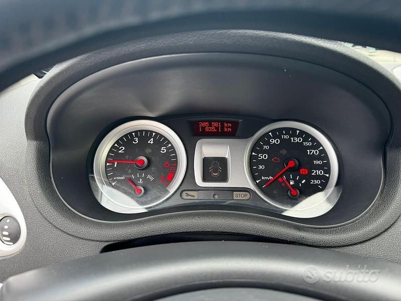 Usata Renault Clio II 2009 Berlina