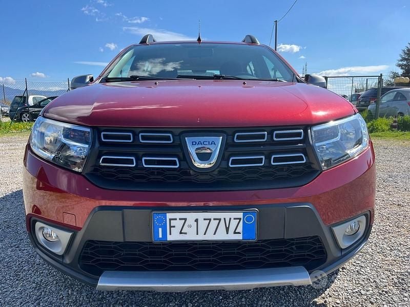 Usata Dacia Sandero Stepway 95 CV (69 kW) 2020 Rosso Berlina