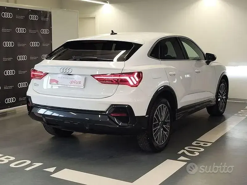 Usata Audi Q3 Sportback Business Plus 150 CV (110 kW) 2023 Bianco SUV