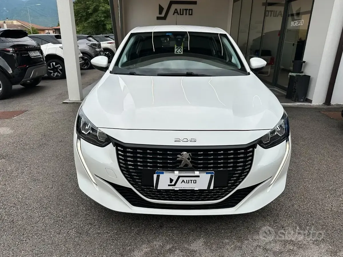 Usata Peugeot 208 Active 75 CV (55 kW) 2021 Bianco banchisa Utilitaria