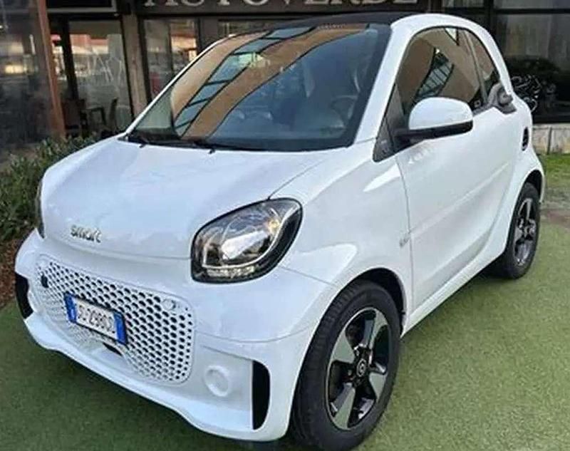 Usata Smart ForTwo Coupé Prime 41 kW (56 CV) 2023 Bianco Utilitaria