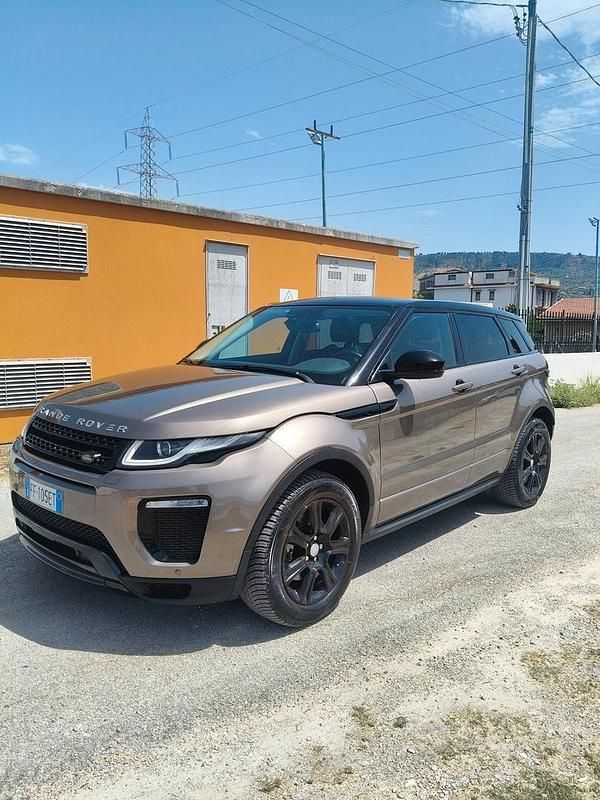 Usata Land Rover Range Rover evoque HSE 150 CV (110 kW) 2017 Marrone SUV