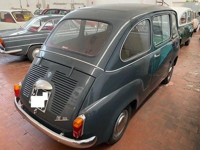 Usata Fiat 600D 31 CV (22 kW) 1966 Grigio Berlina