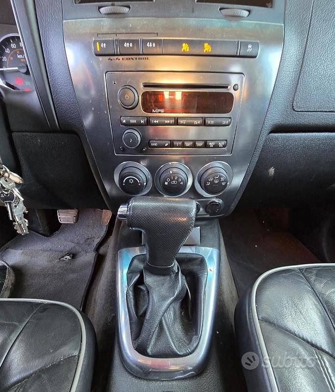 Usata Hummer H3 245 CV (180 kW) 2009 Giallo SUV