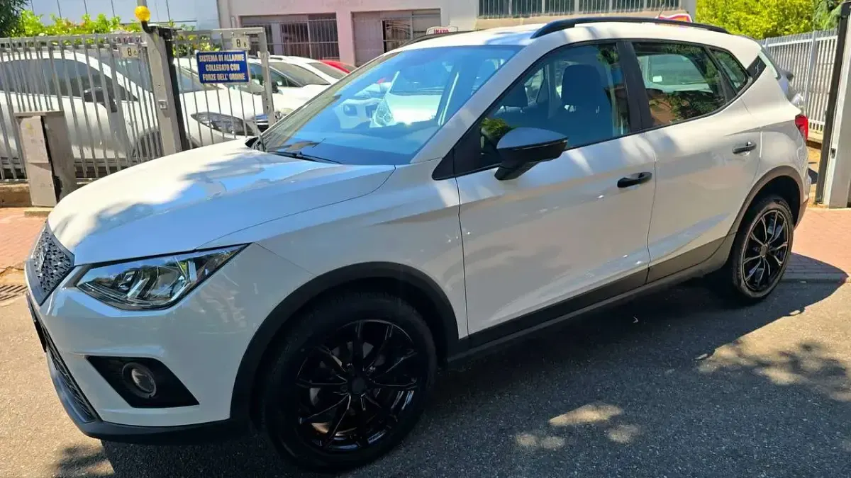 Usata Seat Arona Style 95 CV (69 kW) 2019 Bianco SUV