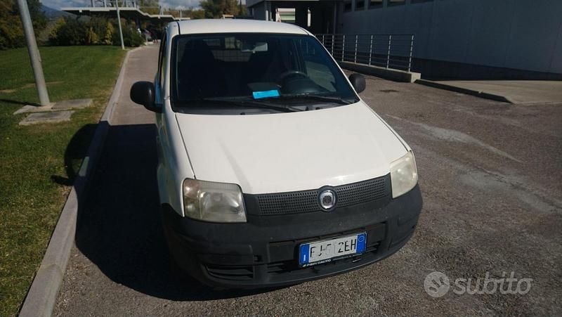 Bianco Usata 2011 Fiat Panda Furgone | 1500 € (Cara) - Immagine 1/4