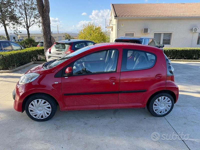 Usata Citroën C1 67 CV (49 kW) 2007 Rosso Utilitaria