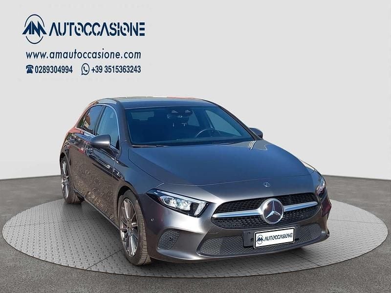 Usata Mercedes A180 136 CV (100 kW) 2019 Grigio Berlina