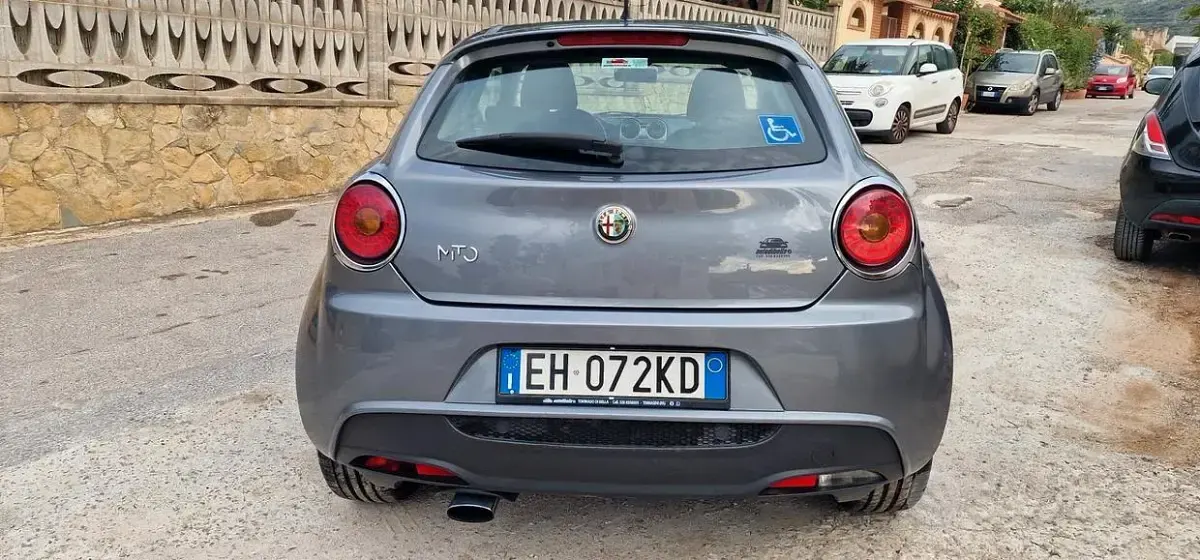 Usata Alfa Romeo MiTo Distinctive 95 CV (69 kW) 2011 Grigio Utilitaria