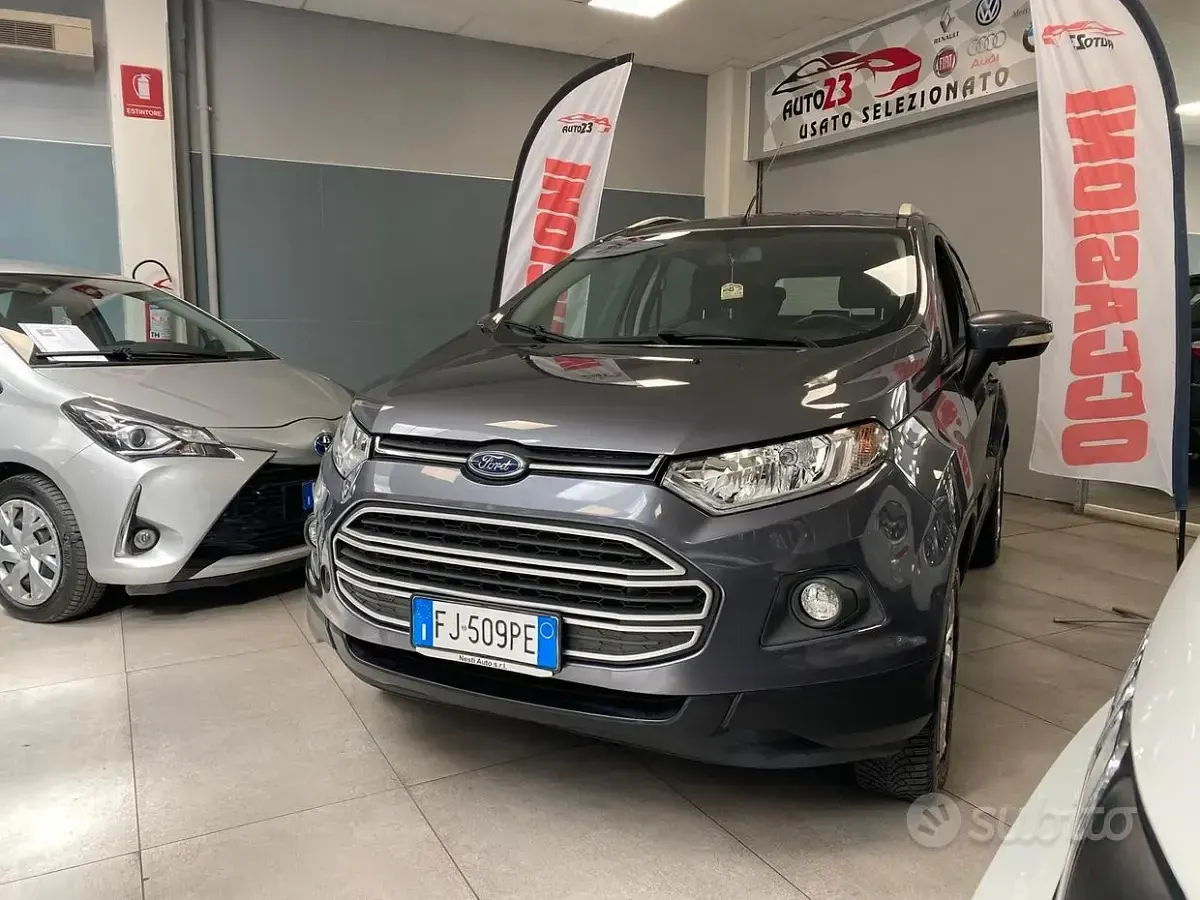 Usata Ford Ecosport Titanium 125 CV (91 kW) 2017 Grigio SUV