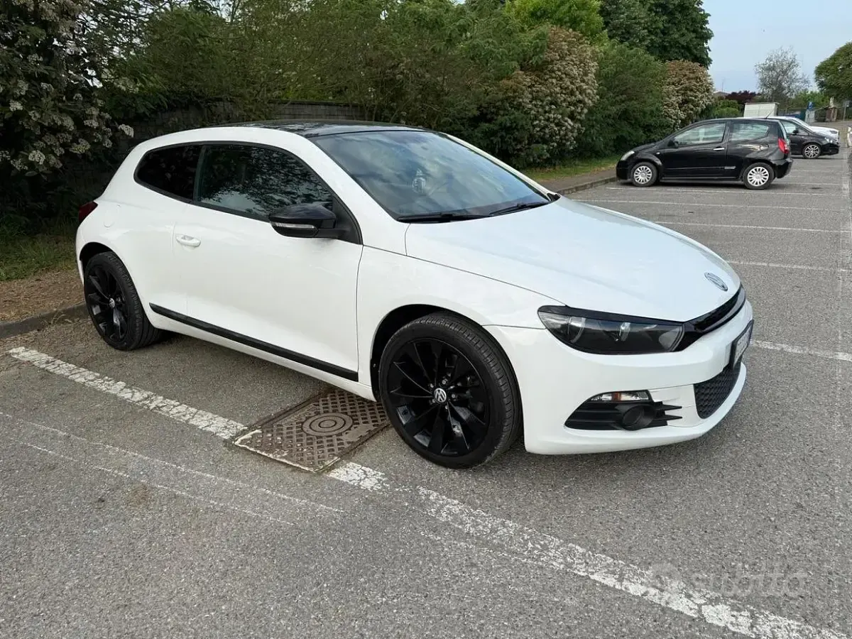 Usado VW Scirocco 160 CV (117 kW) 2010 Blanco Coupe