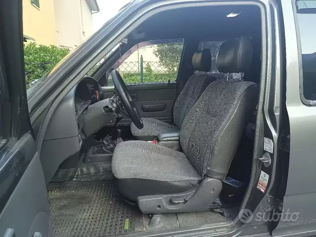 Usata Toyota HiLux 83 CV (61 kW) 1990 Pick-up
