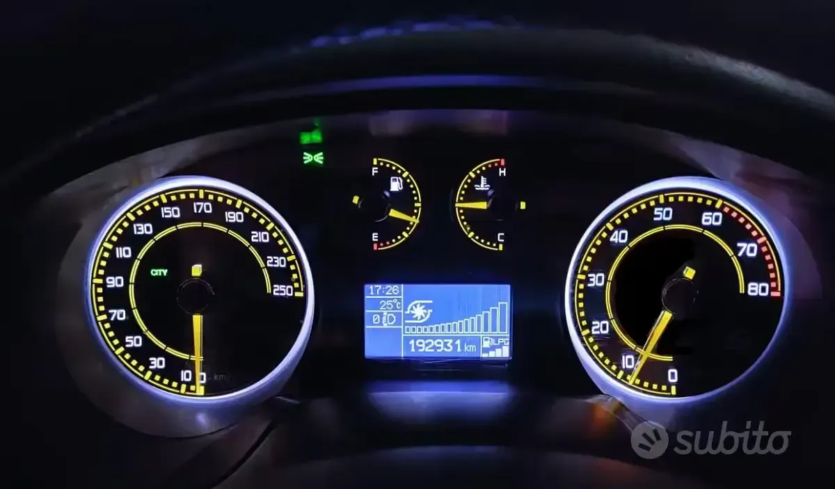 Usata Lancia Delta S 120 CV (88 kW) 2013 Bianco Utilitaria