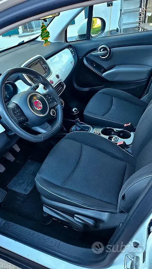 Usata Fiat 500X Pop Star 95 CV (69 kW) 2016 Bianco SUV