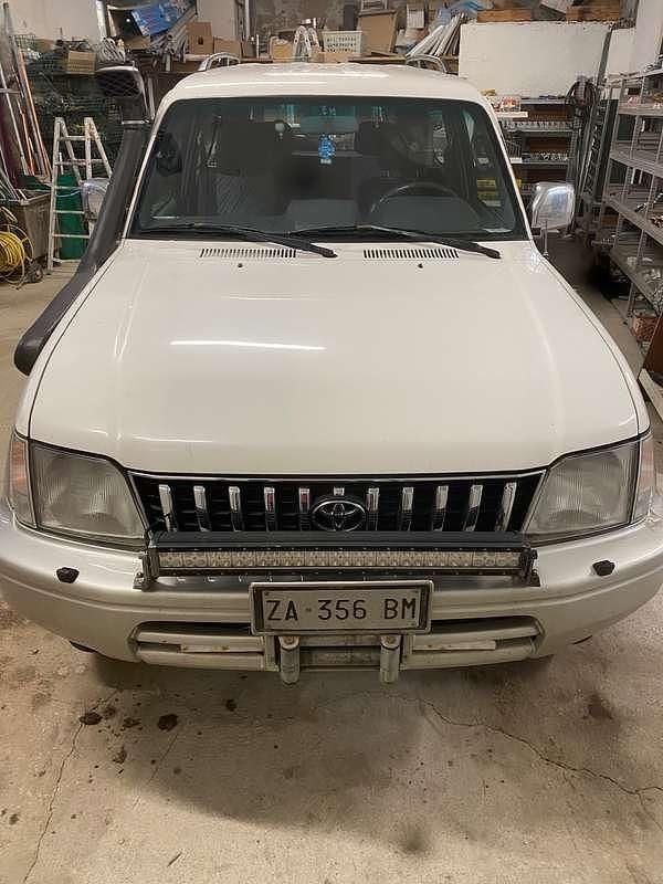 Usata Toyota Land Cruiser 125 CV (91 kW) 1998 Bianco SUV