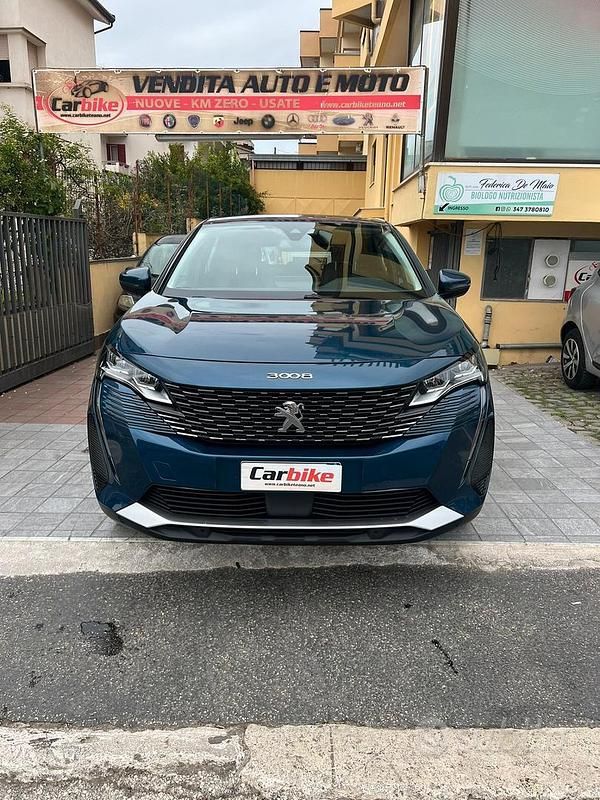 Usata Peugeot 3008 Allure 131 CV (96 kW) 2021 Blu Berlina