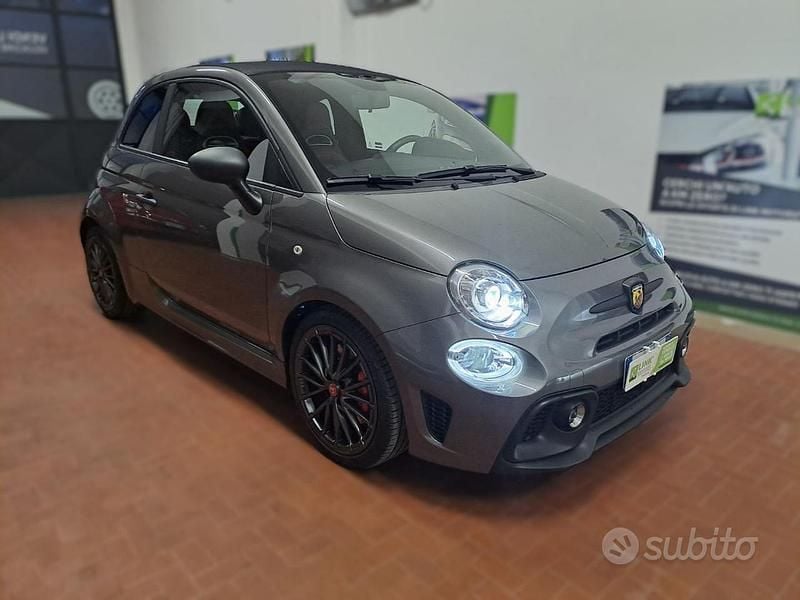 Usata Abarth 595C Competizione 180 CV (132 kW) 2022 Grigio Cabrio