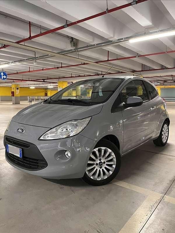 Usata Ford Ka Titanium 69 CV (50 kW) 2016 Berlina